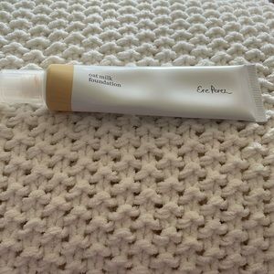 Ere perez oat milk foundation shade honey used once